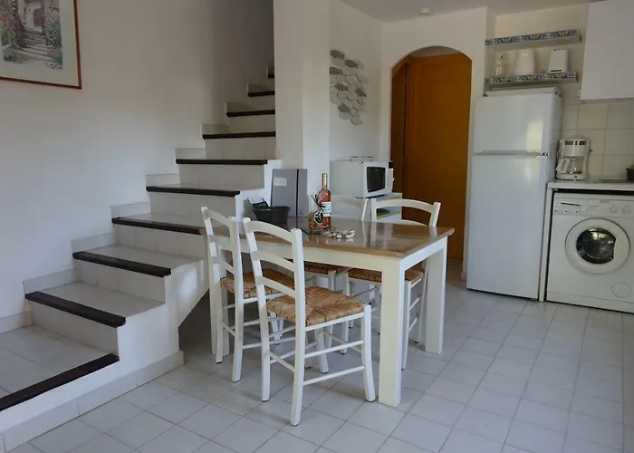 Tatil Evi Domaine De La Punta